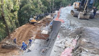 Estrada da Graciosa terá bloqueio total para reconstruir pavimento do km 7