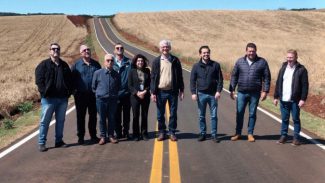 Com apoio de R$ 4 milhões, Estado entrega pavimentação de estrada rural de Mariópolis