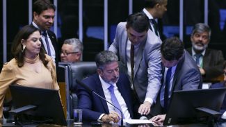 Câmara conclui votação do projeto que altera regras eleitorais