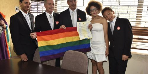 Imagem referente a Comissão da Câmara pode votar hoje PL que proíbe união homoafetiva