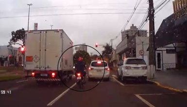 Câmera veicular registra imprudência de pedestres e motoristas em Cascavel