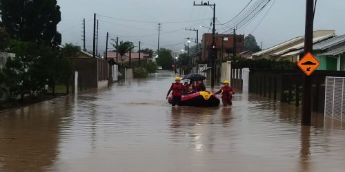 Imagem referente a Santa Catarina tem 132 cidades atingidas por fortes chuvas