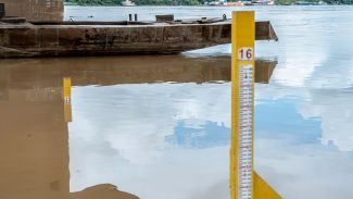 Hidrelétrica Santo Antônio volta a operar com melhora de nível de rio