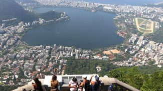 Governos federal e do Rio vão investigar lavagem de dinheiro do crime