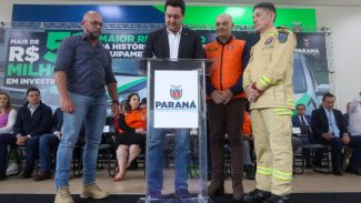 Governador entrega R$ 52 milhões em veículos e equipamentos à Defesa Civil