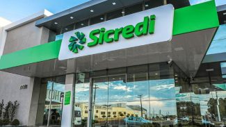 Justiça reconhece vícios em substituição de cédula rural por bancária em ação contra o Sicredi