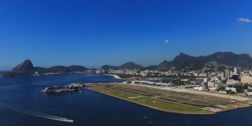 Imagem referente a Governo revoga limite de 400 km de distância a voos do Santos Dumont