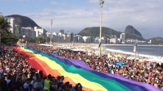 Valéria Barcellos será intérprete do Hino Nacional na Parada LGBTI+