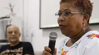 Ativistas negras defendem recorte racial no debate sobre cuidado