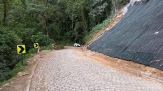 DER/PR encerra sistema pare-e-siga e libera totalmente o tráfego da Estrada da Graciosa