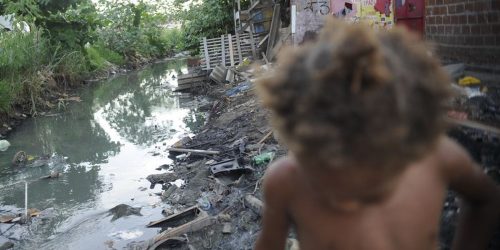 Imagem referente a Estudo mostra que 46% das casas no Brasil têm problemas de saneamento