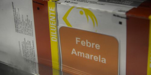 Brasil fornecerá à Argentina tecnologia da vacina contra febre amarela Brasil fornecerá à Argentina tecnologia da vacina contra febre amarela