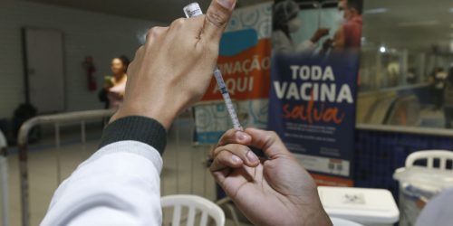 Imagem referente a Saúde quer vacinar 6,6 milhões de pessoas contra a gripe no Norte