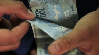 Mutirão do Desenrola Brasil renegocia R$ 433 milhões em um único dia
