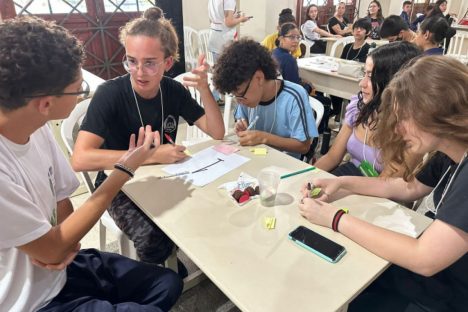 Imagem referente a Ideathon Paraná: alunos de Ponta Grossa apresentam ideias criativas em gestão pública