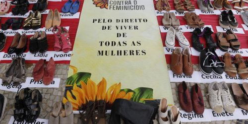 Imagem referente a Ato na praia de Copacabana pede fim da violência contra as mulheres