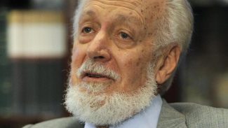 Morre, no Rio, o historiador e acadêmico Alberto Costa e Silva