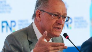 Alckmin defende criar proposta para desonerar folha de pagamento