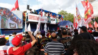 SP: manifestantes protestam contra privatizações e corte na educação