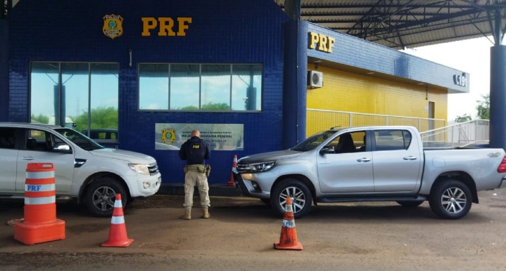 Cascavelense com Hilux furtada é presa pela PRF em Guaíra