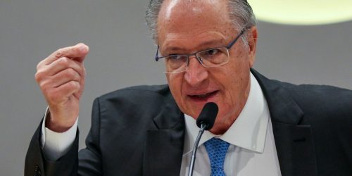 Imagem referente a Alckmin projeta crescimento de 12% com reforma tributária