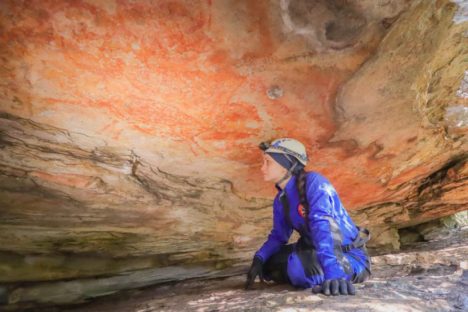 Grupo da UEPG mapeia 1,2 mil pinturas rupestres na Escarpa Devoniana