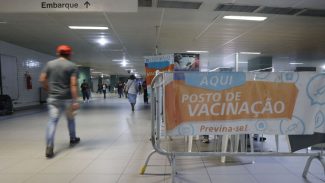 Brasileiros adultos ainda têm medo associado à covid-19, diz pesquisa