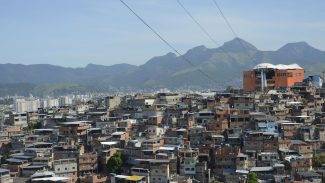 Programa do CNJ regulariza imóveis em comunidade do Rio de Janeiro