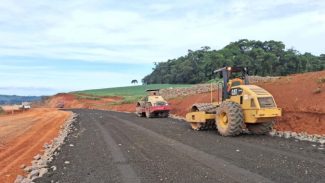 Pavimentação entre Imbaú e Reserva continua avançando neste final de ano
