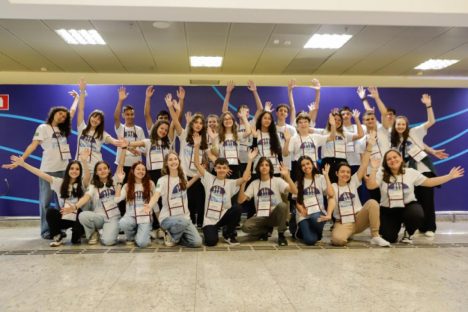 Imagem referente a Ganhando o Mundo: estudantes do Paraná começam a embarcar para intercâmbios de 2024