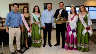 Governador destaca a importância da Festa da Uva de Colombo no calendário turístico