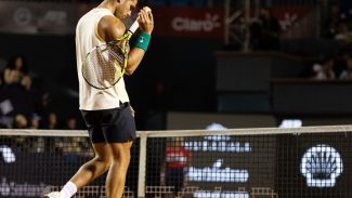 Rio Open tem dia marcado por lesão do espanhol Carlos Alcaraz