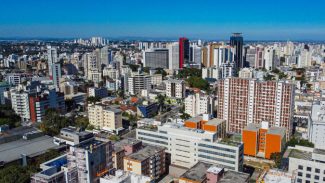 Proporção de moradores em apartamentos quase dobra no Paraná em 12 anos, aponta IBGE