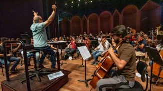 Orquestra Sinfônica do Paraná abre a temporada 2024 com obra de Heitor Villa-Lobos