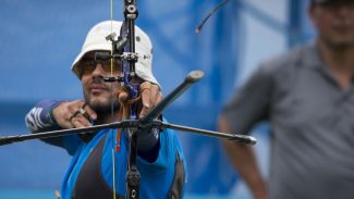 Jogos Paralímpicos: Luciano Rezende garante vaga no tiro com arco