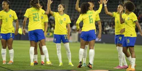 Imagem referente a Brasil derrota México e se garante na decisão da Copa Ouro feminina