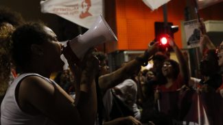 No Rio, mulheres marcham contra misoginia e desigualdades