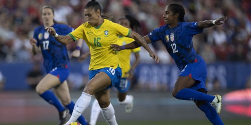 Imagem referente a Brasil e EUA disputam final da primeira edição da Copa Ouro feminina
