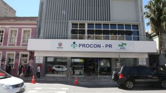Procon-PR promove mutirão online de renegociação de dívidas; prazo vai até 15 de abril