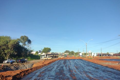 Imagem referente a Pós-chuvas: DER/PR avança na recuperação da pavimentação na PR-323 em Umuarama