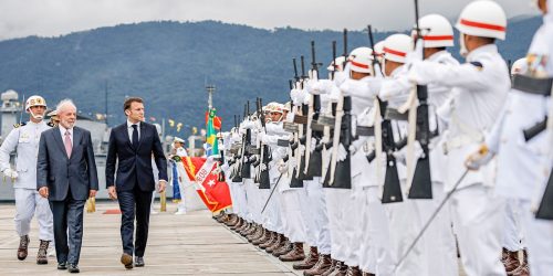 Lula e Macron lançam 3º submarino de parceria entre Brasil e França