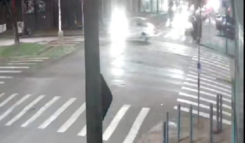 Imagem referente a Vídeo mostra que carro atravessou o sinal vermelho em acidente que matou Murilo Silvério Schmith