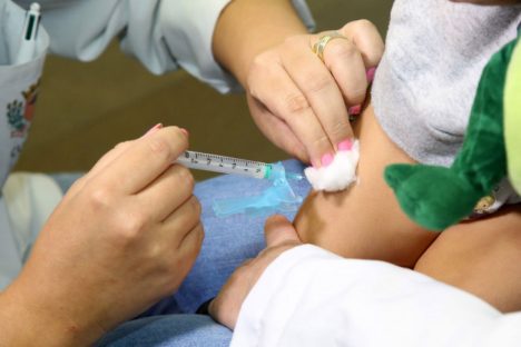 Imagem referente a Quase 58% das vacinas contra dengue distribuídas no Paraná já foram aplicadas