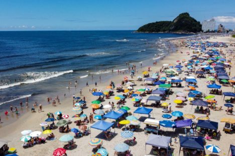 Imagem referente a Litoral do Paraná atendeu expectativas da maioria dos turistas, mostra pesquisa