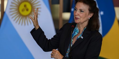 Imagem referente a Chanceler argentina nega interferência na questão entre Brasil e o X
