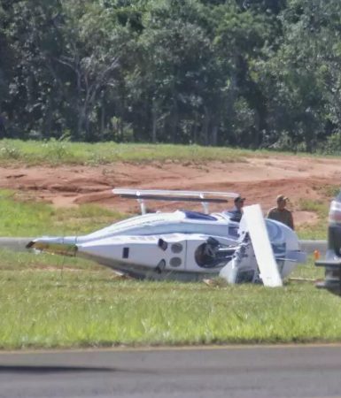 Imagem referente a Helicóptero que era de narcotraficante colombiano e estava tripulado por policiais militares cai em Aeroporto