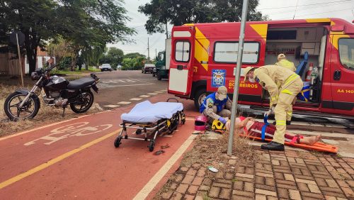 Imagem referente a Acidente entre moto e caminhão deixa mulher ferida no São Cristóvão