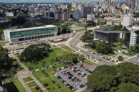 Imagem referente a Superávit orçamentário do Paraná cresceu 1.553% de 2019 a 2023, aponta balanço da Sefa