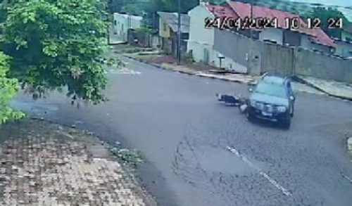 Imagem referente a Câmera flagra acidente que deixou motociclista ferido no Jardim Presidente