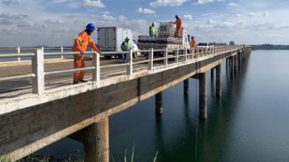 DER/PR inicia reforma de ponte sobre a Represa de Chavantes, entre Carlópolis e São Paulo